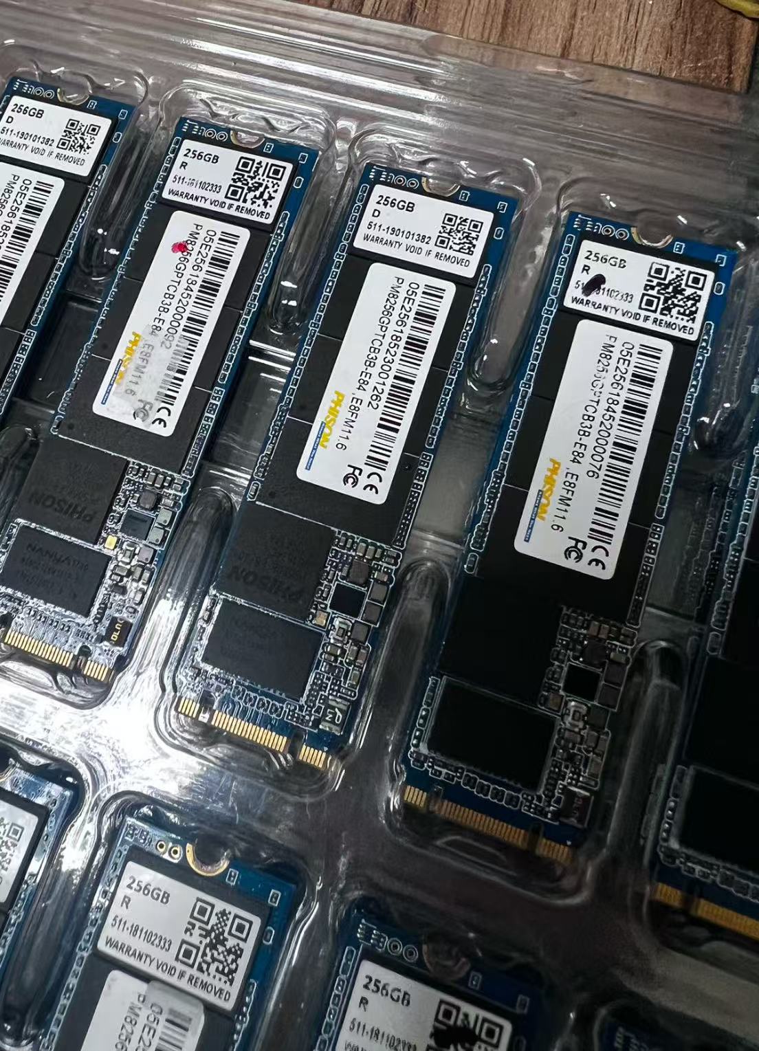 Bulk SSD stock